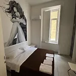 Niki Home